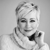 Susan  Flores